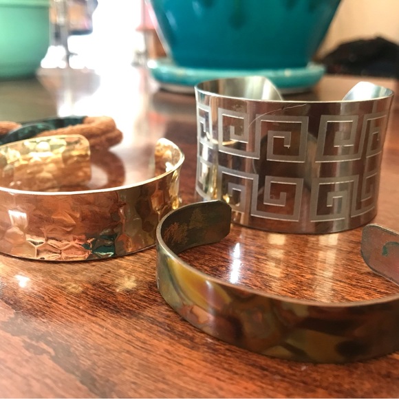 Cuff style bracelets - Picture 3 of 3